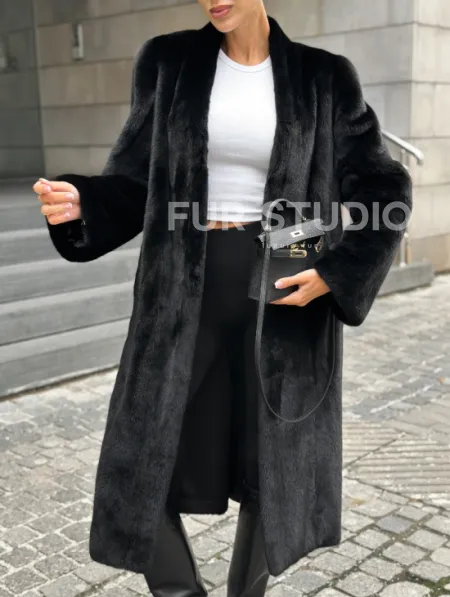 Модная шуба из меха норки Saga furs - фото 2