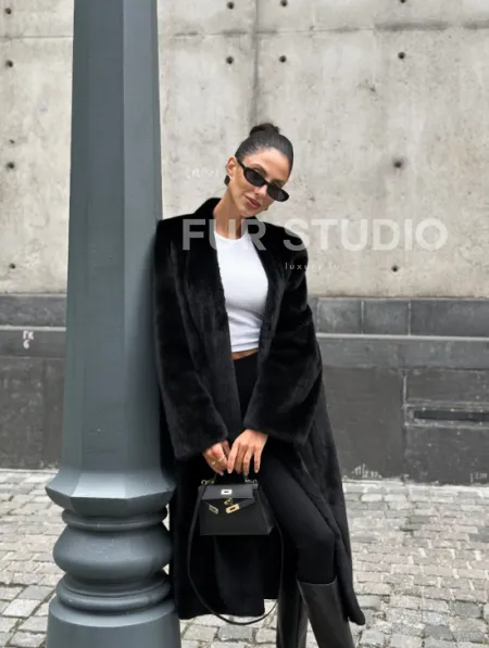 Модная шуба из меха норки Saga furs - фото 5