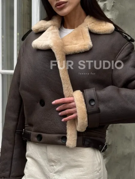 Кроп - дубленка двубортная Dark brown на пуговицах - фото 2