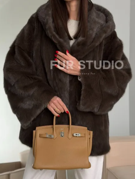 Зимняя норковая шуба с капюшоном - фото 4