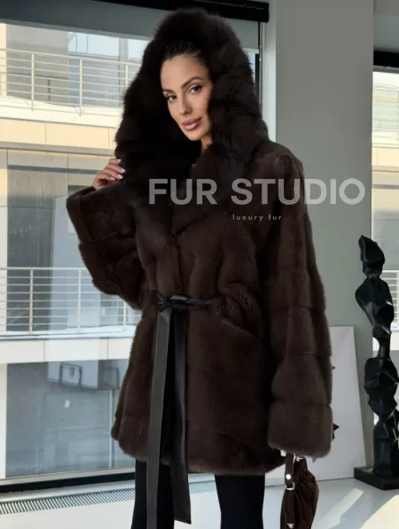 Норковая шуба кимоно с капюшоном куница - фото 7