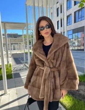 Норковое пончо с капюшоном в цвете пастель - фото 2