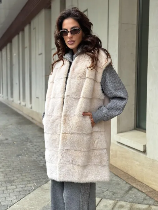 Комбинированный жилет из меха норки и шерсти - фото 0