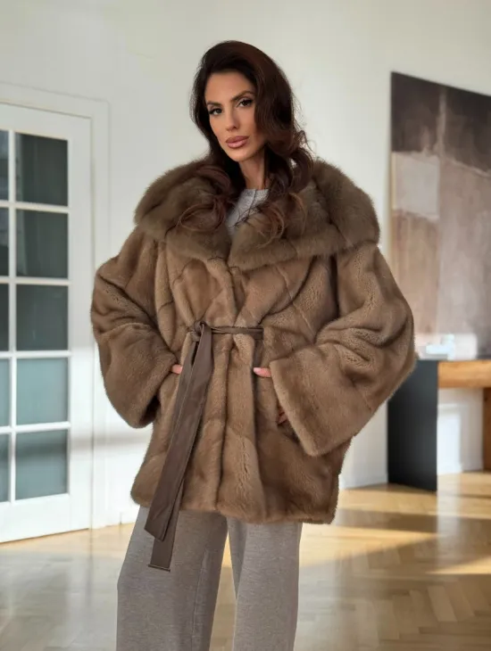 Шуба норковая бежевая с капюшоном - фото 8