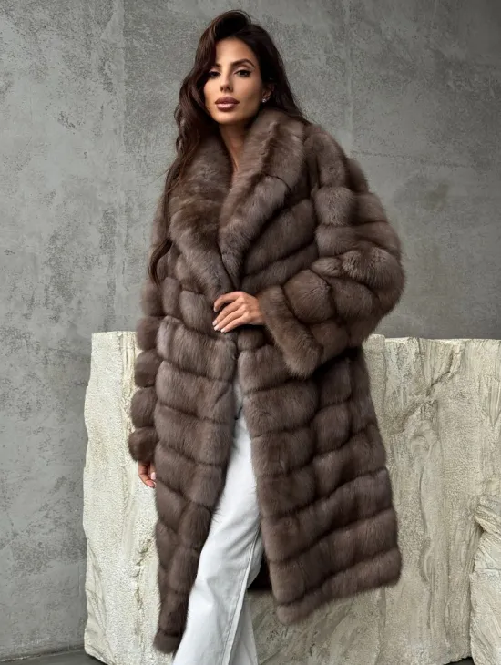 Шуба из куницы средней длины - фото 5