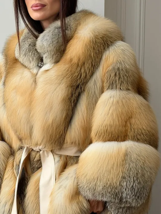 Шуба - пончо из лисы с поясом - фото 1