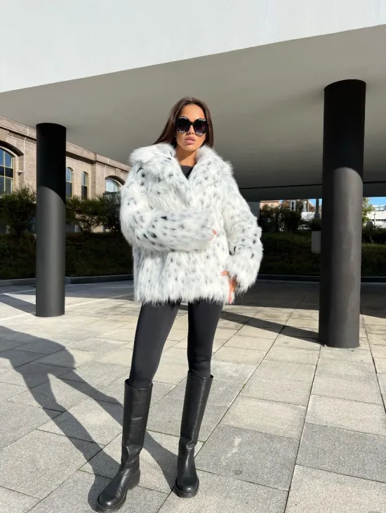 Полушубок из экомеха - фото 4