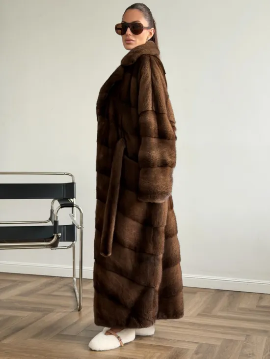 Шуба из плюшевой норки Velvet с английским воротником - цвет соболь - фото 7